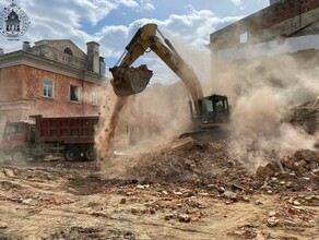 В Благовещенске начали сносить часть здания АОДНТ фото видео 