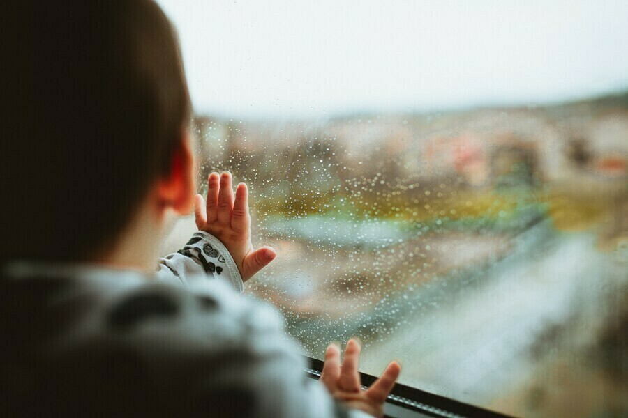 В Свободном из окна выпал 5летний ребенок