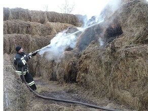 В Амурской области потушен крупный пожар на сеновале