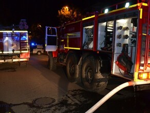 Под утро в Амурской области спасали дом и гараж от огня