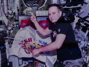 В честь 55летия ансамбль Ровесники запустил свой флаг в космос
