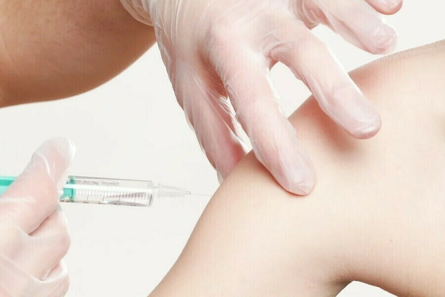 От COVID19 в Амурской области привито более 63  от подлежащих вакцинации подростков