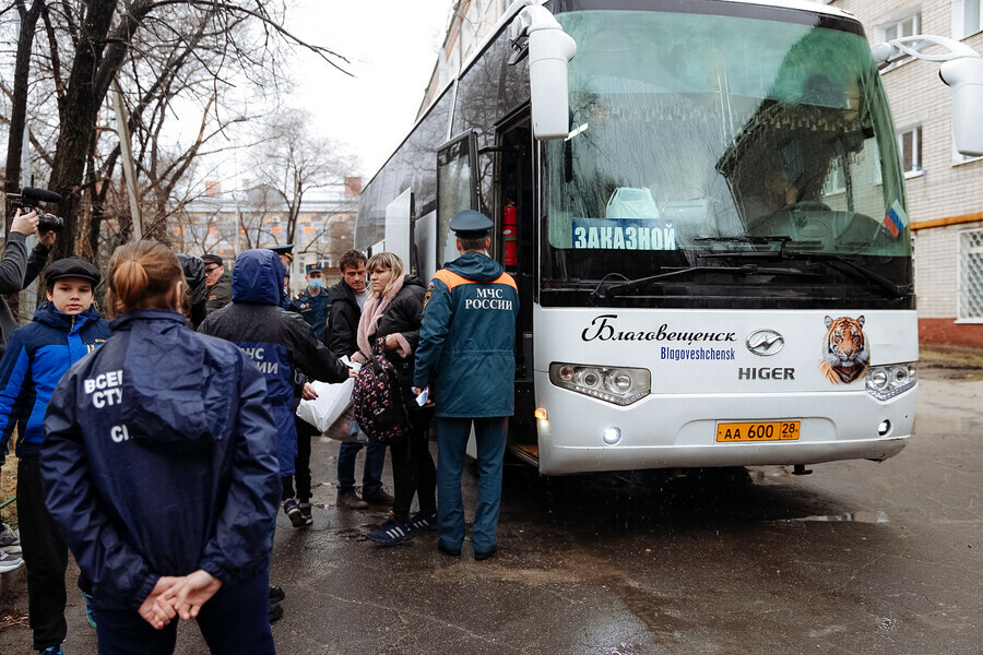 30 переселенцев из ЛДНР и Украины прибыли в Амурскую область фото
