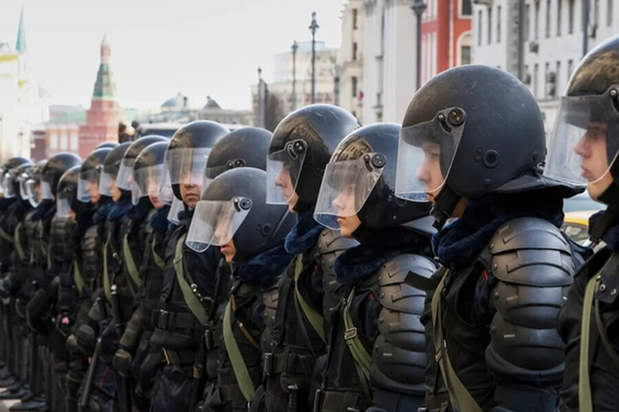 Экстремизм в Белоруссии помогут остановить силовики из России
