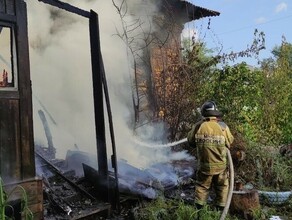 В Зее в сильном пожаре пострадал мужчина С ожогами доставлен в больницу