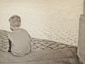 В Благовещенске на улице нашли 3летнего ребенка который гулял один
