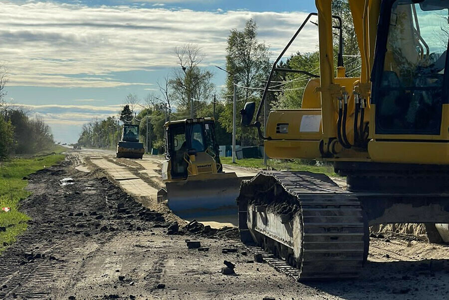 В Октябрьском районе Амурской области начали ремонт региональной дороги