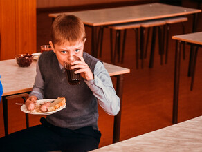 В Амурской области увеличили расходы на школьные завтраки