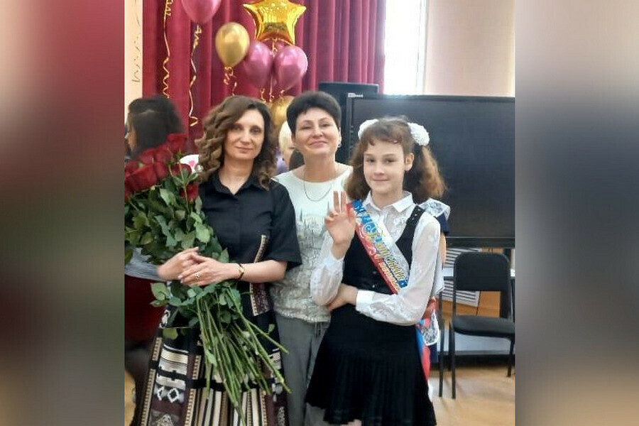 Поймала себя на мысли уйти на пенсию мэр Тынды Марина Михайлова растрогалась на выпускном внучки
