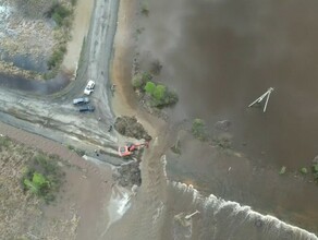 В Магдагачинском районе сняли эпичные кадры затопленной паводком дороги