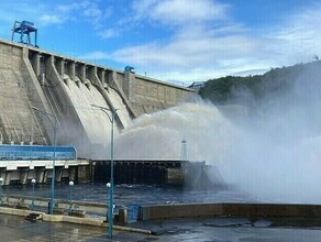 Бурейская ГЭС начала сброс воды изза паводка