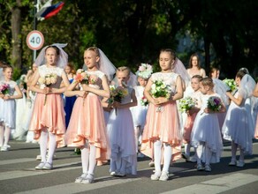 Парад невест и парад колясок прошли в Благовещенске Как это было фото