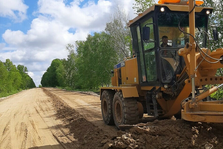 Ремонт дороги в Серышевском районе ведется с 2месячным опережением графика