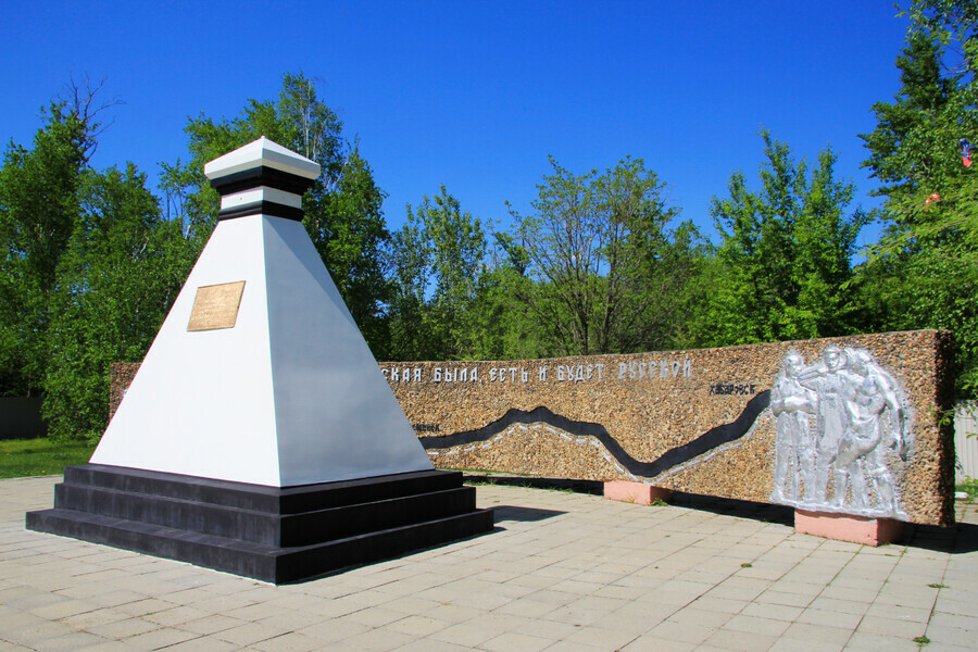 Памятник в честь Айгунского договора в Приамурье хотят увенчать двуглавым орлом