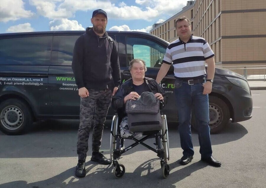 Инвалид из Благовещенска ищет сопровождающего для поездки в Петербург