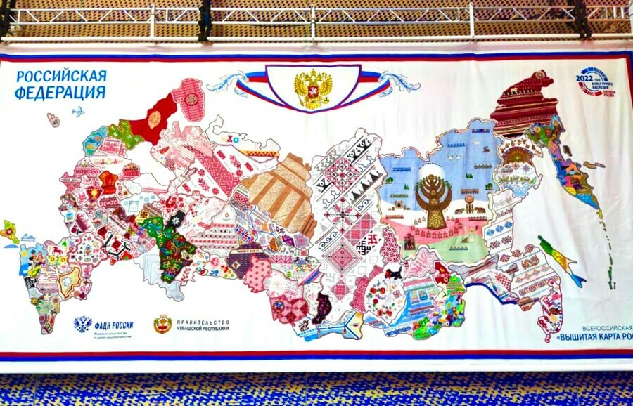 Амурский министр культуры Надежда Доргунова крючком связала Амур на карте России для ПМЭФ
