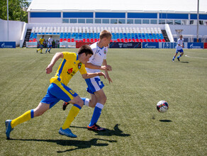 Футболисты Благовещенска сыграли с командой из КомсомольсканаАмуре фото 