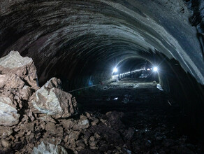 Знаковый этап для всей страны в Амурской области строители провели сбойку нового Керакского тоннеля