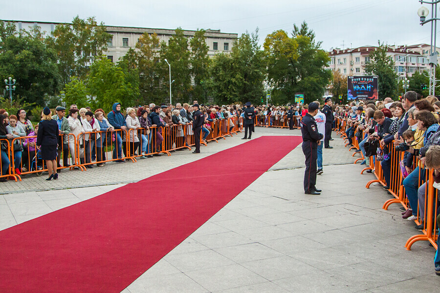 Звездная дорожка онлайн и открытие без зрителей ковид изменил формат ключевых мероприятий Амурской осени