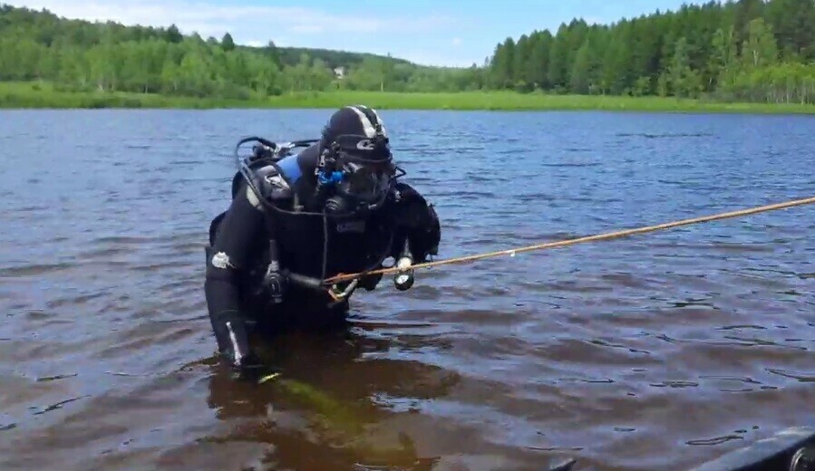 Нашли в 40 метрах от берега подробности трагедии на озере под Благовещенском видео