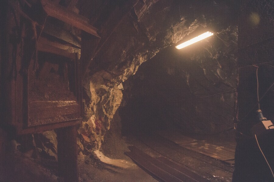 В Хабаровском крае произошел обвал в руднике Есть пострадавшие