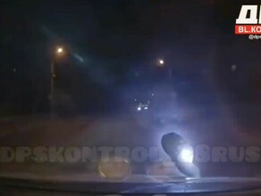 Появилось видео снятое с регистратора автомобиля сбившего насмерть 15летнюю велосипедистку в Белогорске