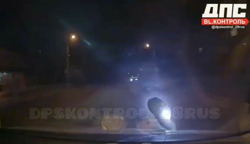 Появилось видео, снятое с регистратора автомобиля, сбившего насмерть 15-летнюю велосипедистку в Белогорске