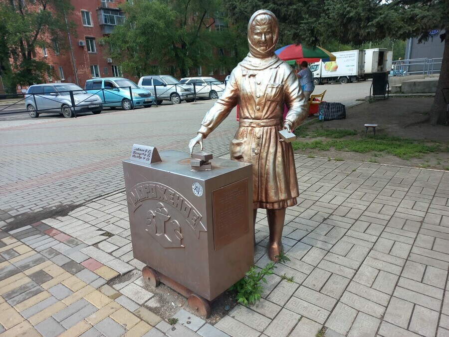 Амурчане собрали больше 150 тысяч на реставрацию скульптуры знаменитой Снегурочки фото