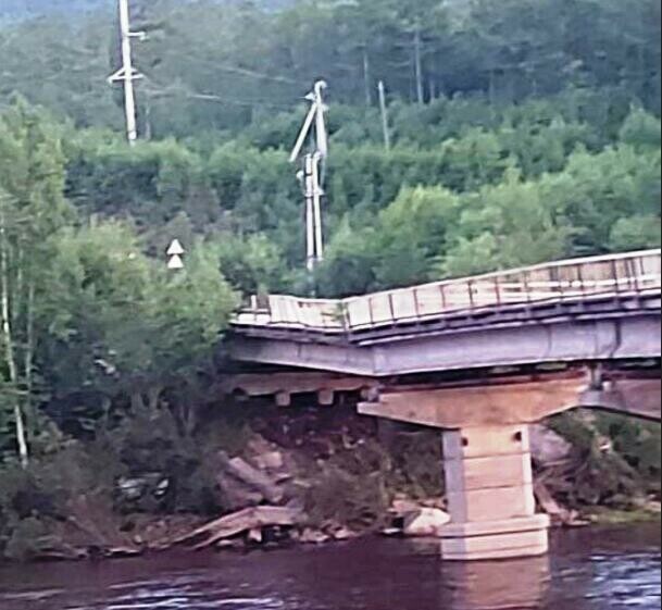 В Забайкалье подмыло мост с федеральной трассы Амур на Амазар Движение прекращено