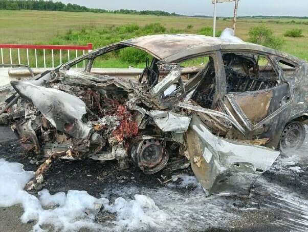 Страшное ДТП произошло на трассе в Амурской области 4 человека погибли фото видео