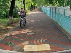 В Благовещенске завершается ремонт подъездов к 13й школе и двум детским садам