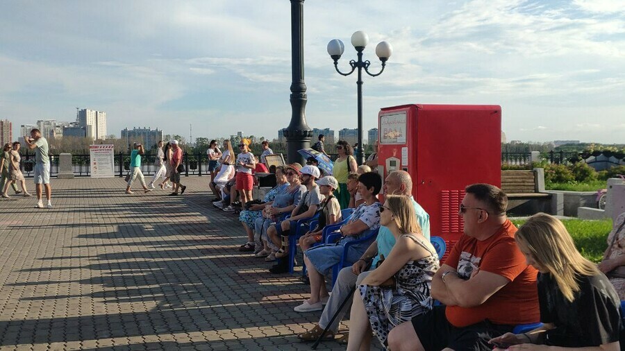 Жителям Благовещенска предлагают станцевать ямайские танцы на набережной и получить подарок Где