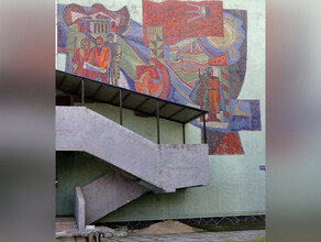 Мозаичное панно на здании Дома молодежи в Благовещенске признали объектом культурного наследия фото 