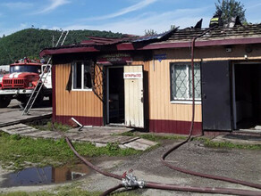 В селе Благовещенского района горел магазин