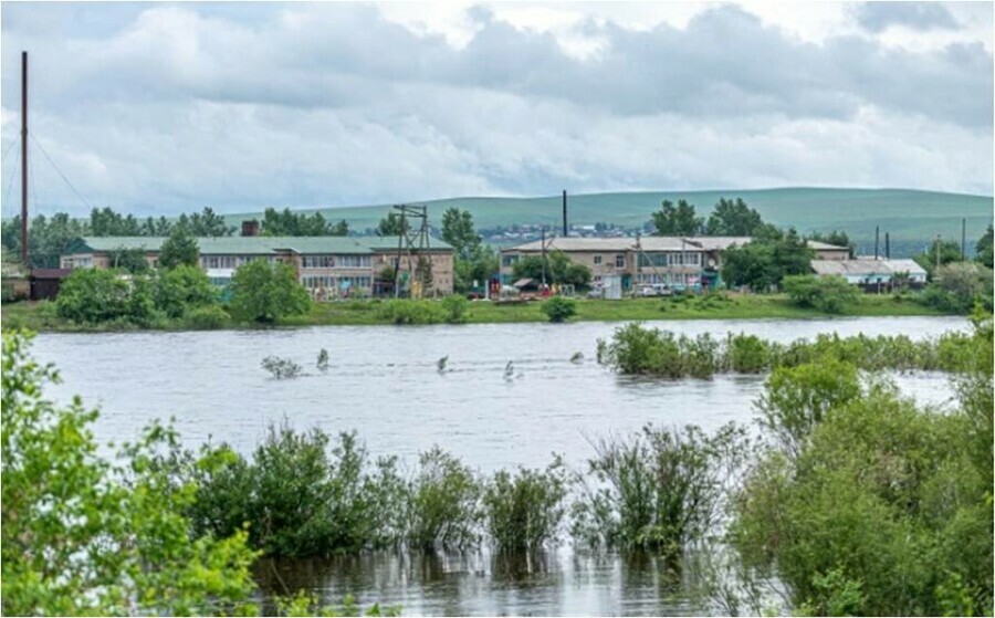 В Забайкалье 10 районов подтоплены Ожидается дальнейшее повышение уровня рек