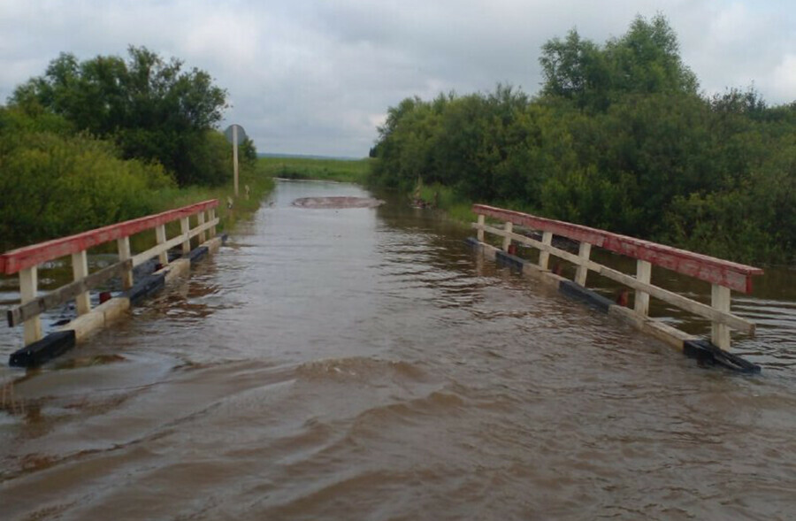 В Амурской области с одного подтопленного участка  вода ушла на другом  поднялась