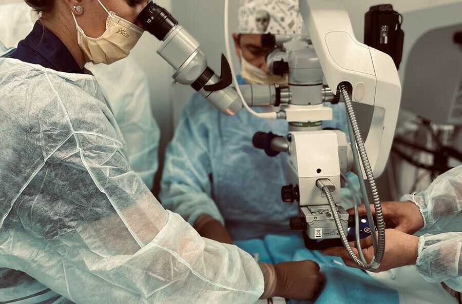 В Амурской области впервые провели уникальную операцию на глазах