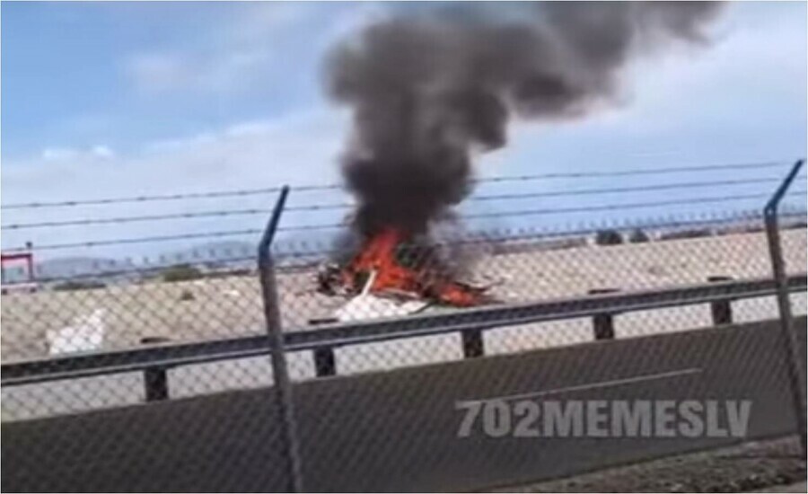 В аэропорту ЛасВегаса столкнулись два самолета Есть погибшие видео