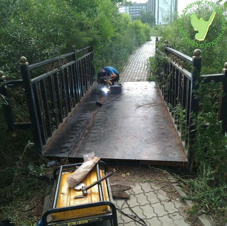 В Чигирях отремонтирован ажурный мостик