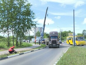 Да будет свет на калининском кольце в Благовещенске устанавливают опоры освещения