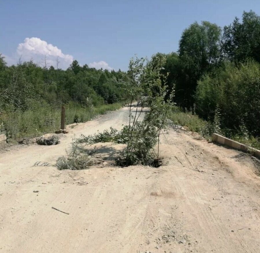 На автодороге Зея  Снежногорский проломлен настил Водителей просят быть внимательными