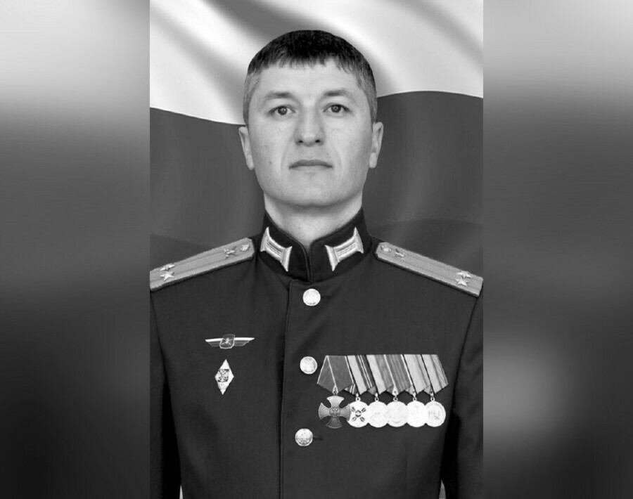 Подмосковной школе присвоено имя погибшего на Украине выпускника ДВОКУ