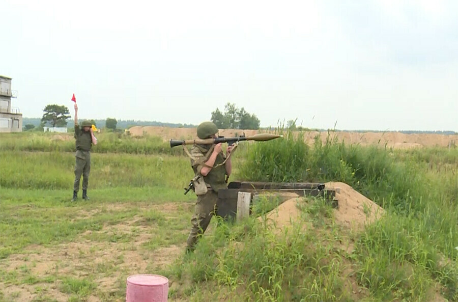 На полигоне в Амурской области завершились сборы с гранатометчиками видео