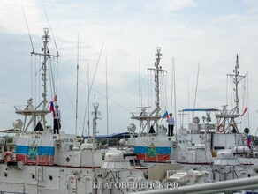 Танго катеров бой морской пехоты в Благовещенске отпраздновали День ВМФ фото