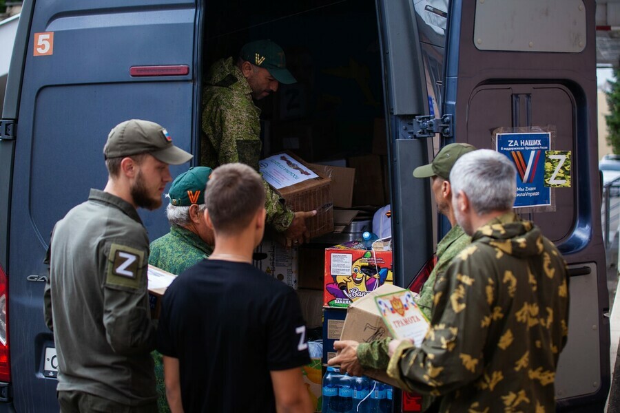 Сотни добровольцев отправятся в Луганскую и Донецкую Народные Республики для оказания помощи жителям