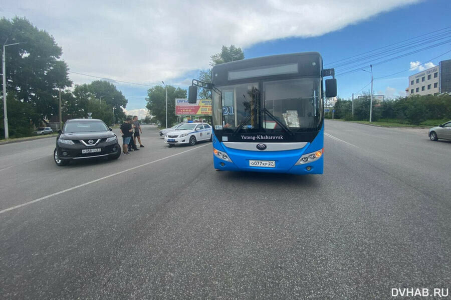 Изза резкого торможения в автобусе погибла пенсионерка фото 18