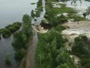 В Амурской области размыло важную дорогу связывающую Благовещенск и Зею Отменены рейсовые автобусы