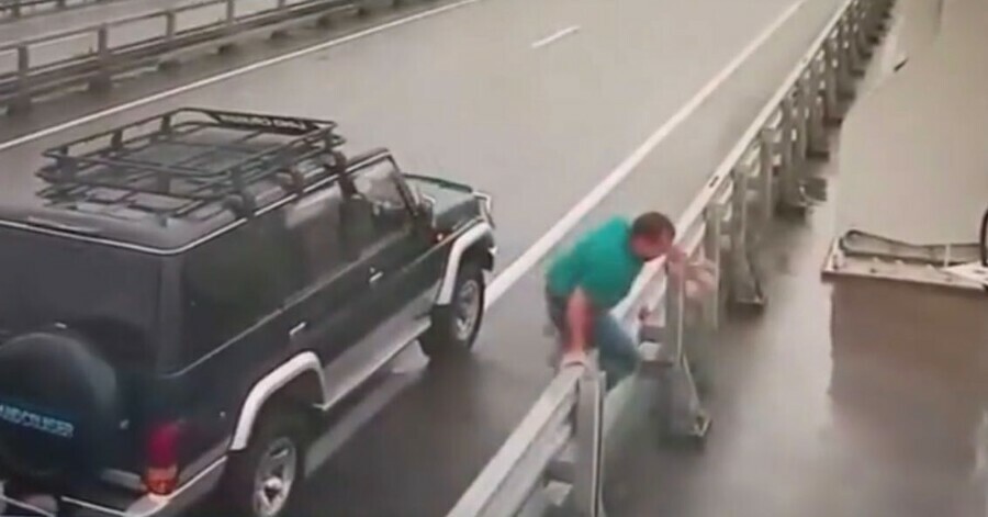 Во Владивостоке мужчина упал с Русского моста Происшествие попало на видео 