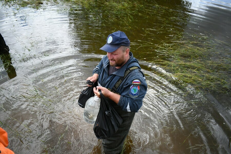 В Амурской области наблюдается снижение уровней воды на нескольких участках Амура и Зеи 