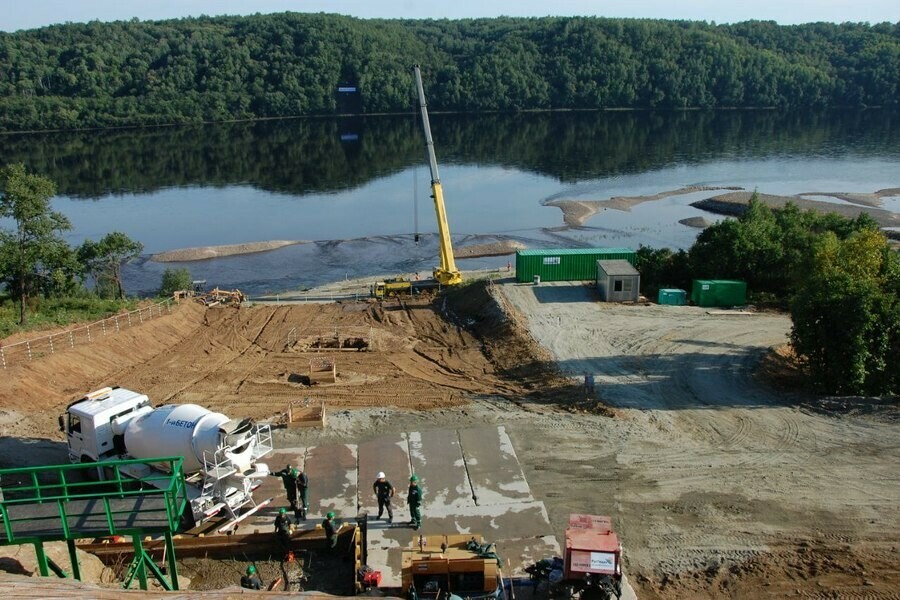 Самая молодая ГЭС Приамурья отмечает 12 лет со дня укладки первого кубометра бетона фото 